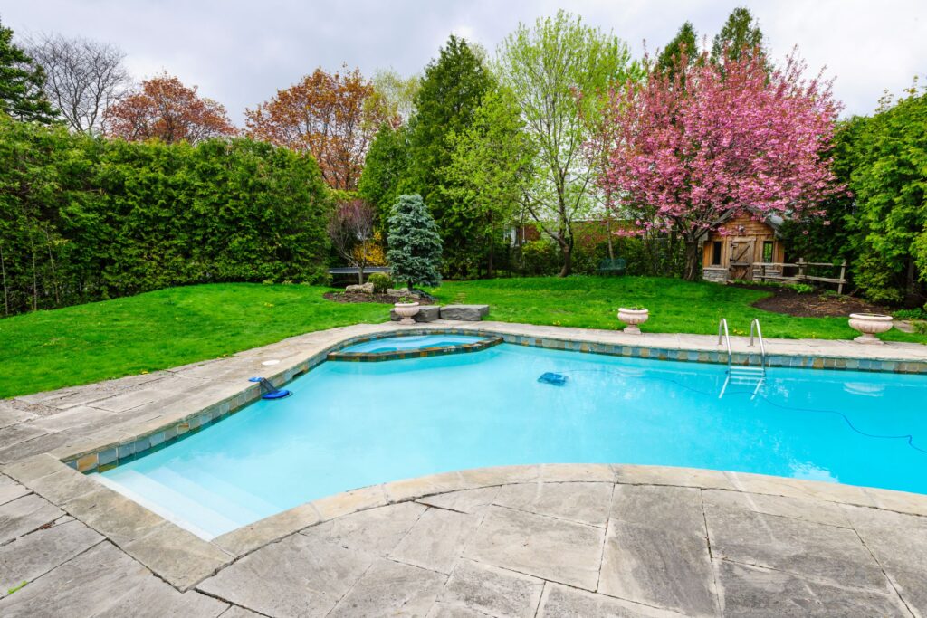 What Are the Different Types Of In-ground Swimming Pool Construction