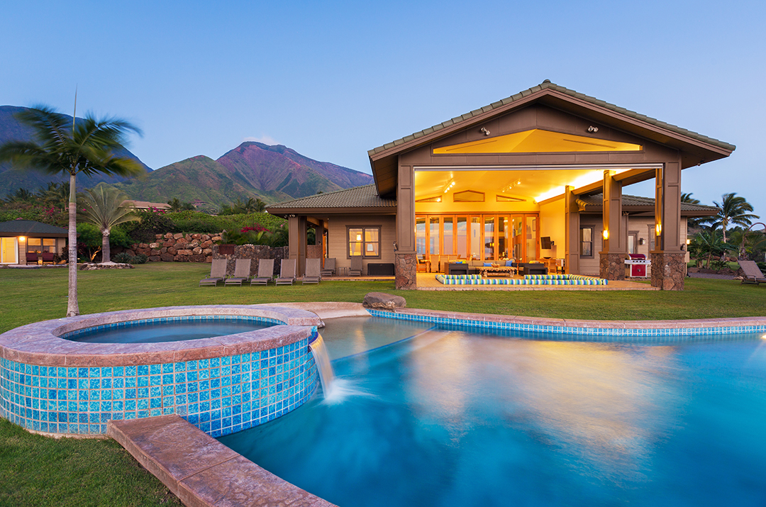 Pool tile color