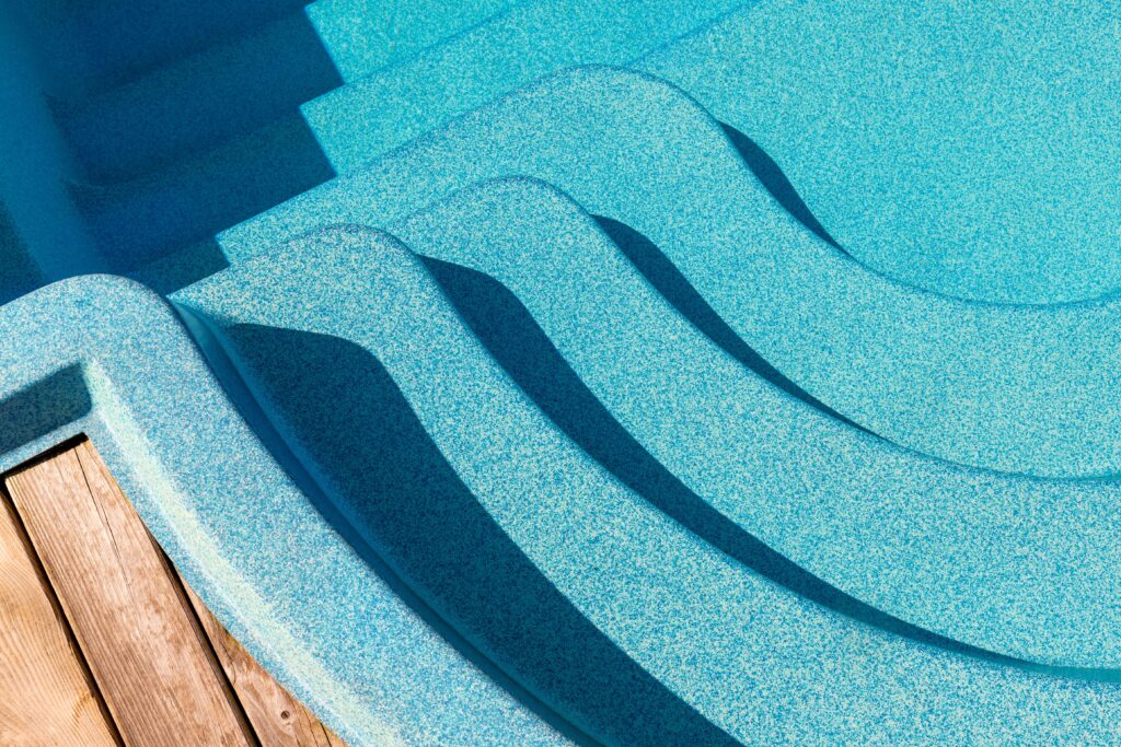 6 Keys to Great Fiberglass Pool Installations