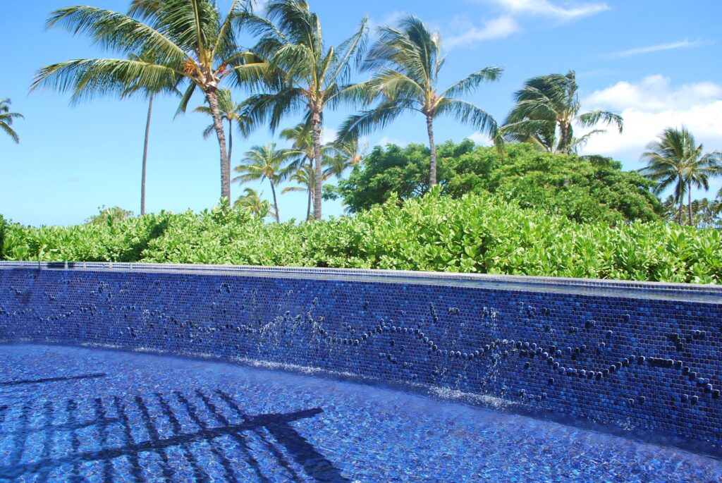 How to Choose the Best Pool Tile