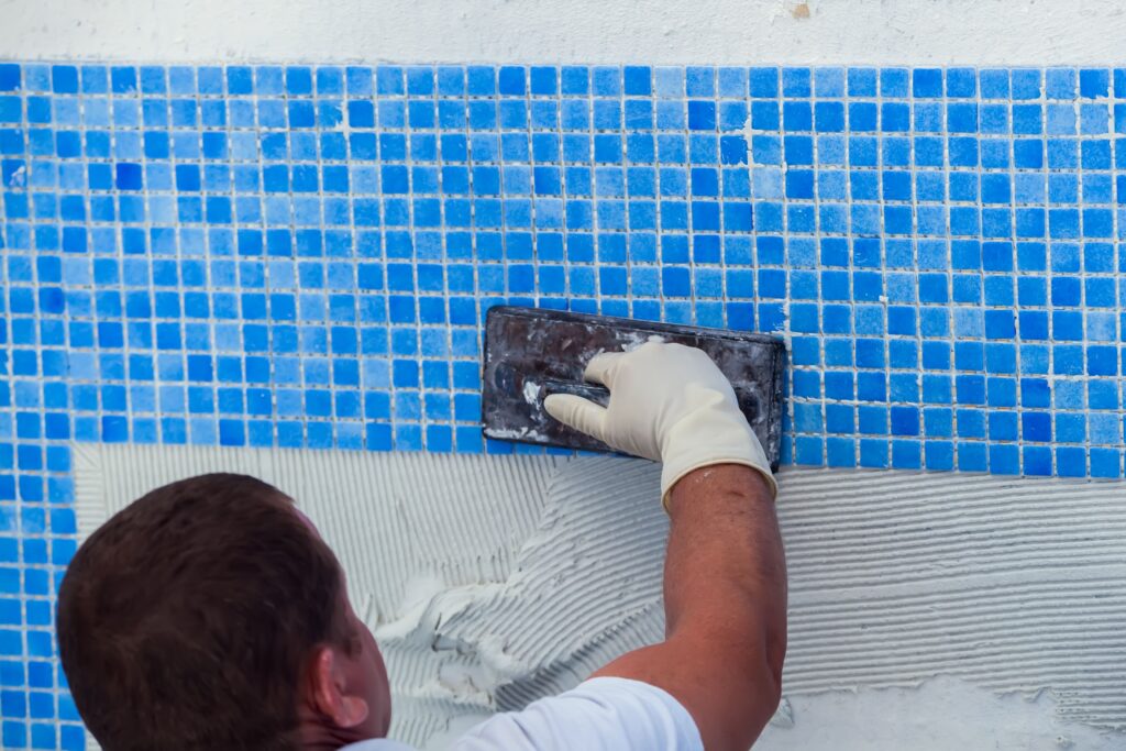 How To Locate An Experienced Pool Tile Installer Near Me