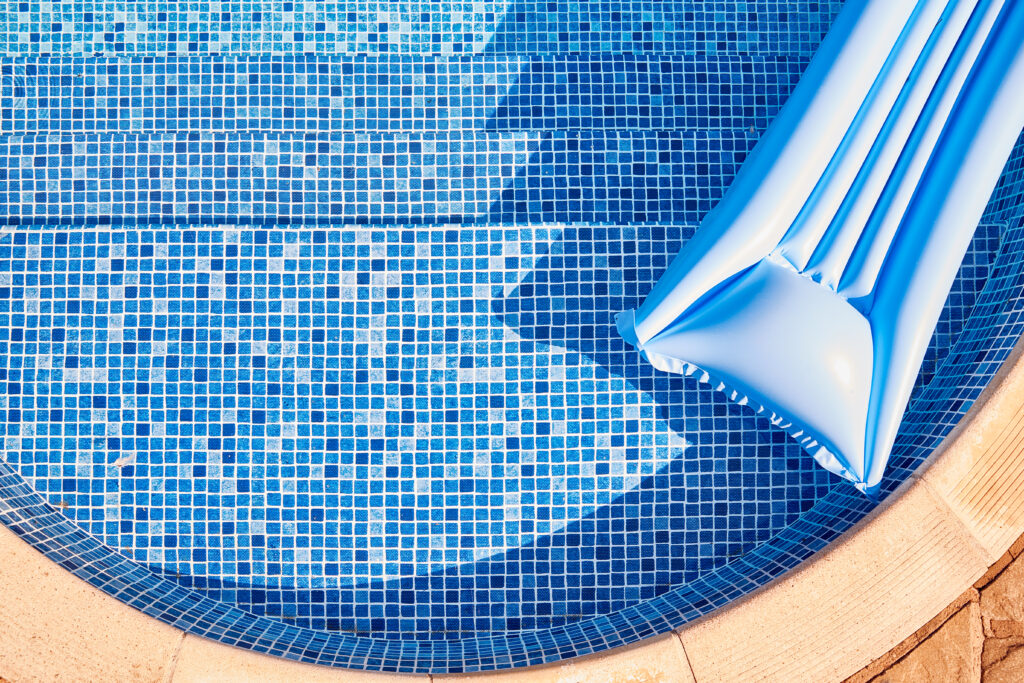 Choosing The Right and Best Pool Tiles Company For Your Dream Swimming Pool