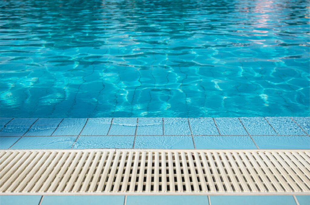 How To Choose The Perfect Pool Tile That Will Make Your Backyard Look Amazing